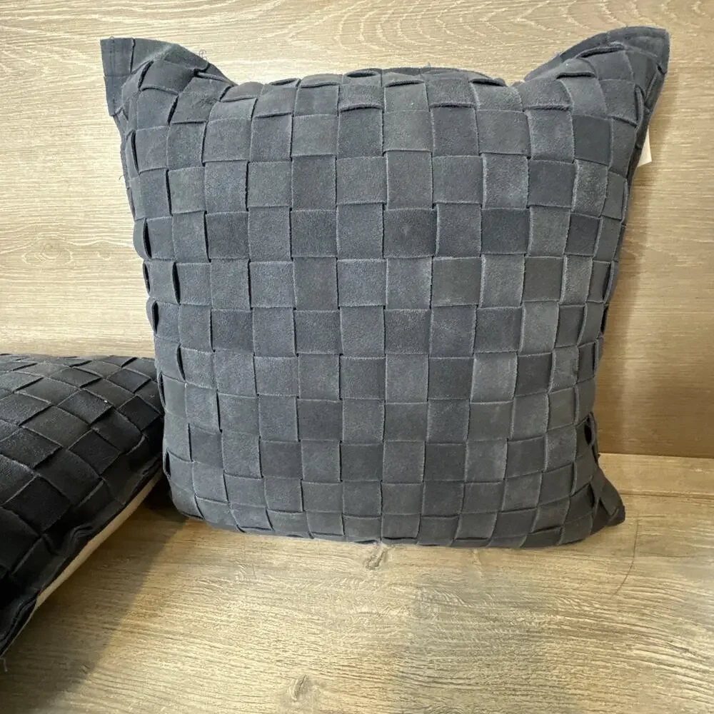 2 ELIE TAHARI Dark Blue BASKETWEAVE 18